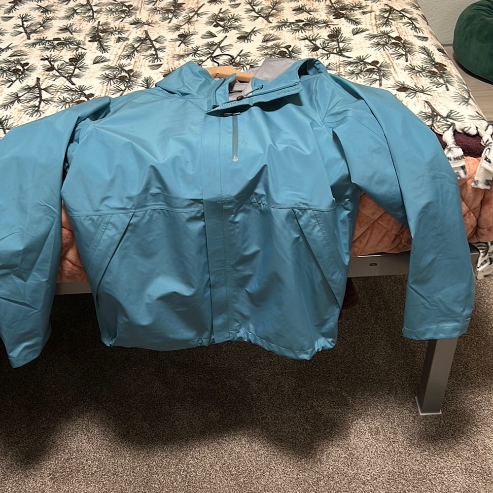 North face windbreaker